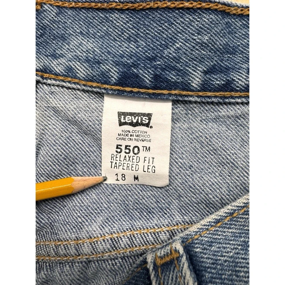 Levi's 550 Jeans Vintage Y2K Relaxed Fit Tapered Leg Distressed Denim 36X32 *SEE